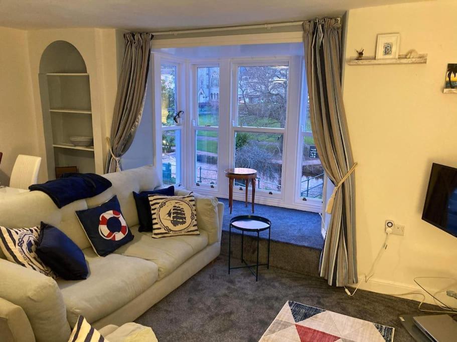 Lawn View Apartment Dawlish Ngoại thất bức ảnh
